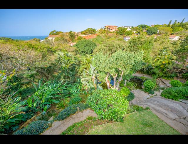 6 BEDROOM FREEHOLD FOR SALE IN BALLITO CENTRAL